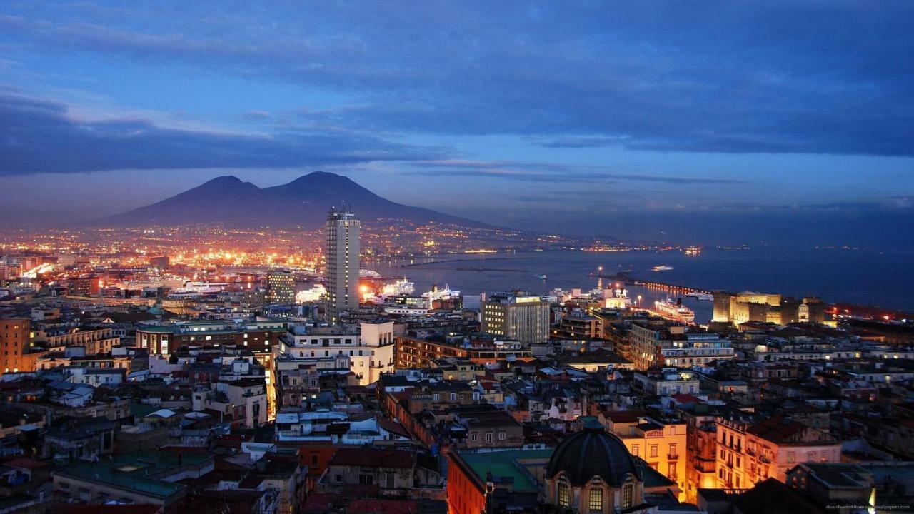 Donnare Casavacanza - Historic Center Of Napoli Eksteriør bilde